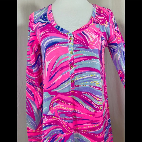 SOLD Pulitzer Sorella Top in Magenta Oh My Guava - Picture 3 of 7